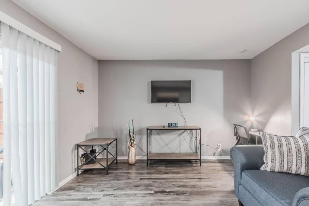 فورت وورث Cozy 2 Bedroom Apt 9Ml From Downtown Ft Worth المظهر الخارجي الصورة
